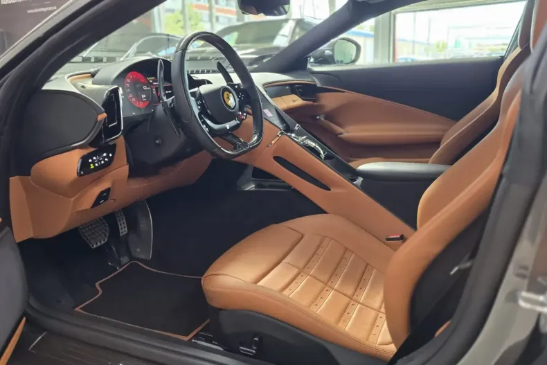 Ferrari Roma din 2024 cu 6.023 km - oferta FER115018 - foto 6