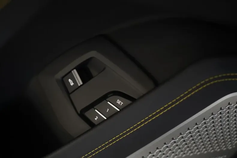 Lamborghini Urus din 2022 cu 22.000 km - oferta LAM115019 - foto 35