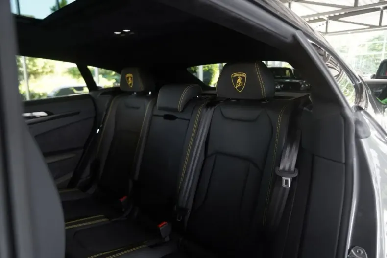 Lamborghini Urus din 2022 cu 22.000 km - oferta LAM115019 - foto 36