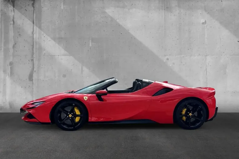 Ferrari SF90 din 2022 cu 9.900 km - oferta FER115022 - foto 2