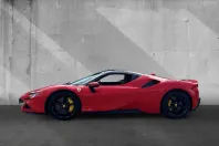 Ferrari SF90 din 2022 cu 9.900 km - oferta FER115022 - foto 3
