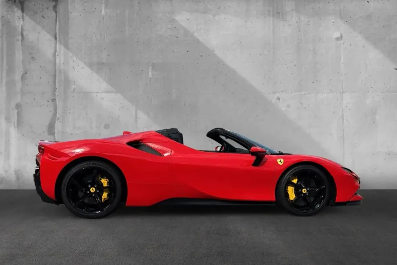 Ferrari SF90 din 2022 cu 9.900 km - oferta FER115022 - foto 9