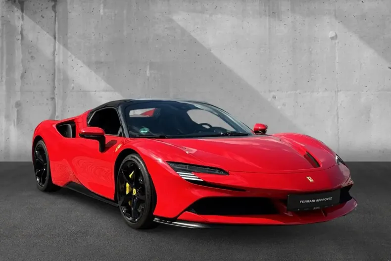 Ferrari SF90 din 2022 cu 9.900 km - oferta FER115022 - foto 12