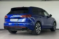 Volkswagen Touareg din 2022 cu 87.639 km - oferta VOL115027 - foto 4
