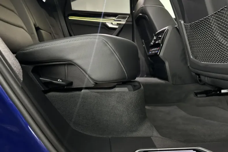 Volkswagen Touareg din 2022 cu 87.639 km - oferta VOL115027 - foto 21