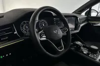 Volkswagen Touareg din 2022 cu 87.639 km - oferta VOL115027 - foto 26