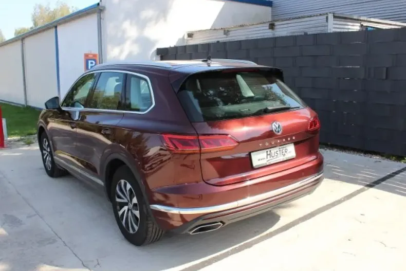 Volkswagen Touareg din 2020 cu 84.659 km - oferta VOL115036 - foto 2