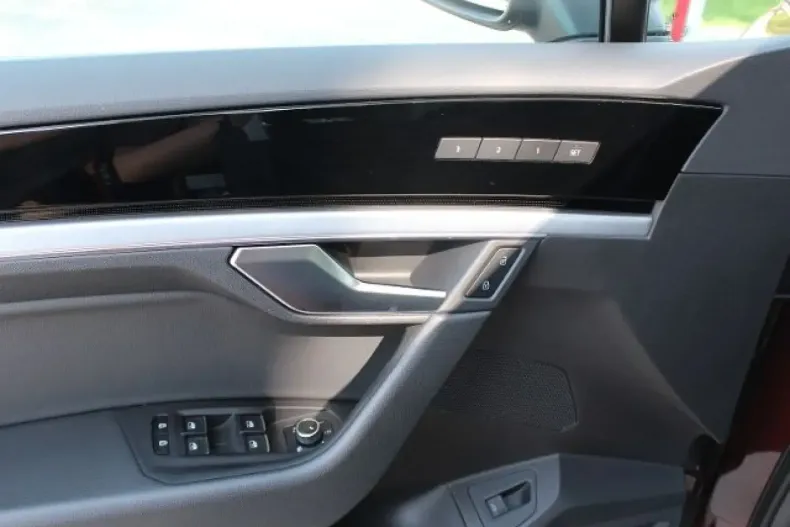 Volkswagen Touareg din 2020 cu 84.659 km - oferta VOL115036 - foto 7