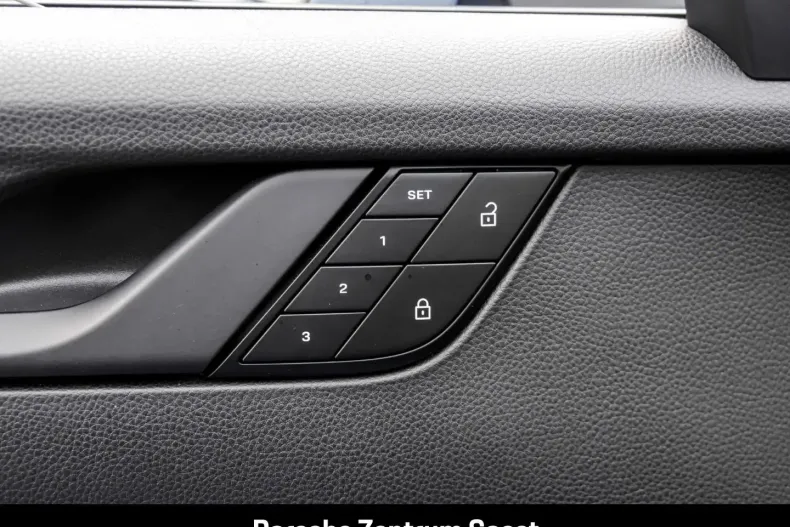 Porsche 992 din 2022 cu 6.250 km - oferta POR115038 - foto 14