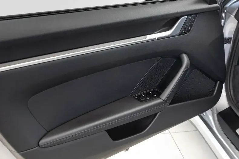 Porsche 992 din 2023 cu 38.500 km - oferta POR115050 - foto 9