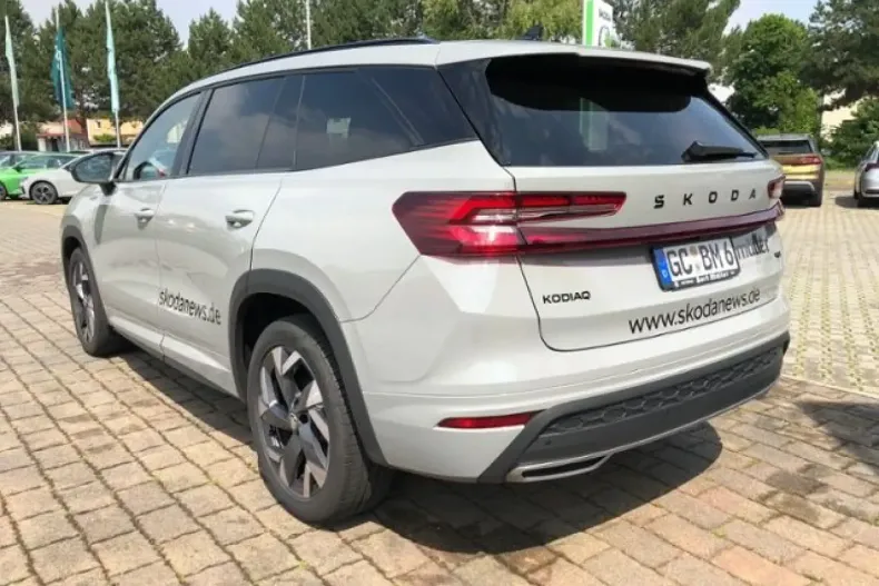 Skoda Kodiaq din 2024 cu 27.500 km - oferta SKO115058 - foto 4