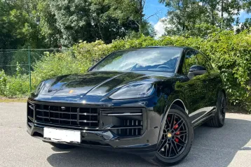 Porsche Cayenne din 2024 - oferta POR115064