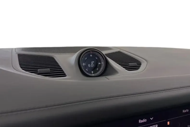 Porsche Cayenne din 2025 cu 8.212 km - oferta POR115070 - foto 10