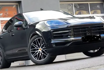 Porsche Cayenne din 2024 - oferta POR115071
