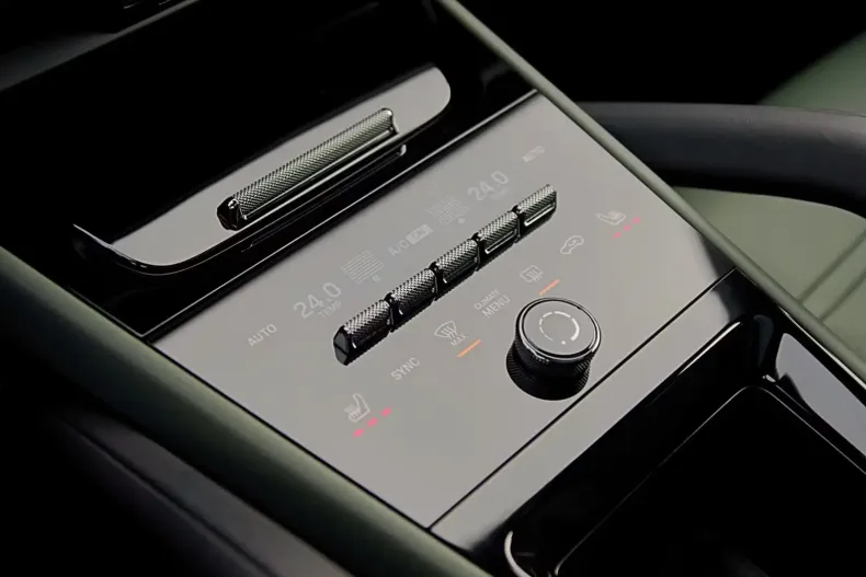 Porsche Cayenne din 2024 cu 7.100 km - oferta POR115071 - foto 4