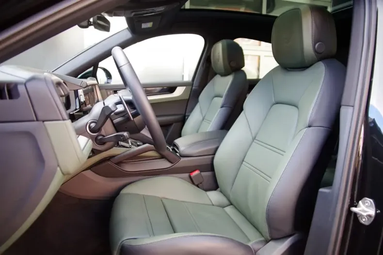 Porsche Cayenne din 2024 cu 7.100 km - oferta POR115071 - foto 11