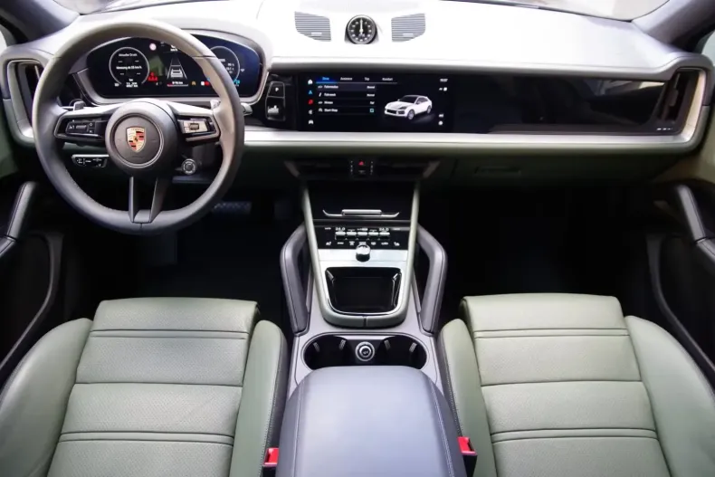 Porsche Cayenne din 2024 cu 7.100 km - oferta POR115071 - foto 12