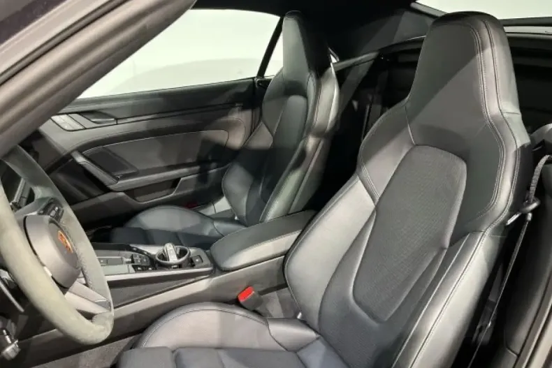 Porsche 992 din 2024 cu 12.800 km - oferta POR115072 - foto 8