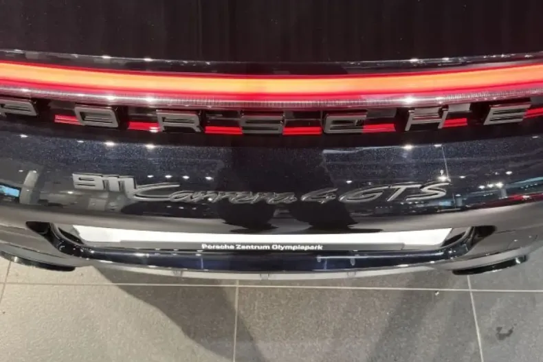 Porsche 992 din 2024 cu 12.800 km - oferta POR115072 - foto 23