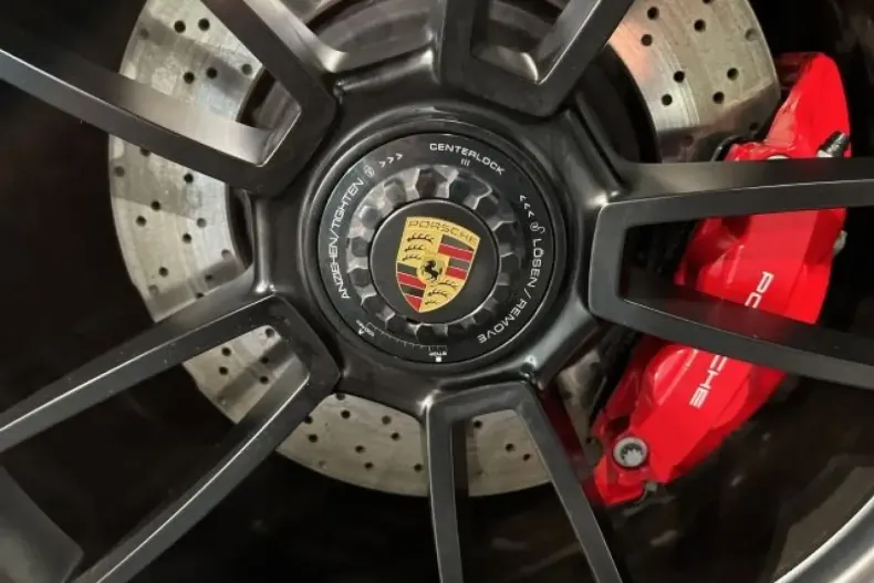 Porsche 992 din 2024 cu 12.800 km - oferta POR115072 - foto 24