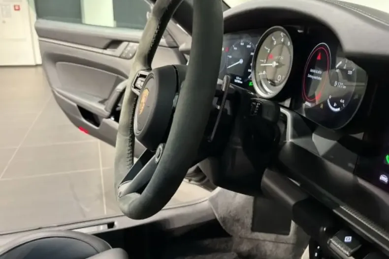 Porsche 992 din 2024 cu 12.800 km - oferta POR115072 - foto 29