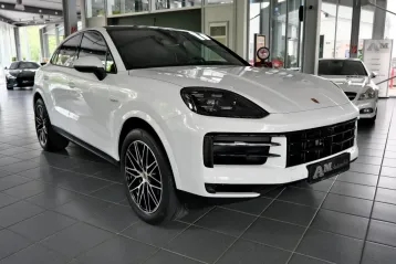 Porsche Cayenne din 2024 - oferta POR115073