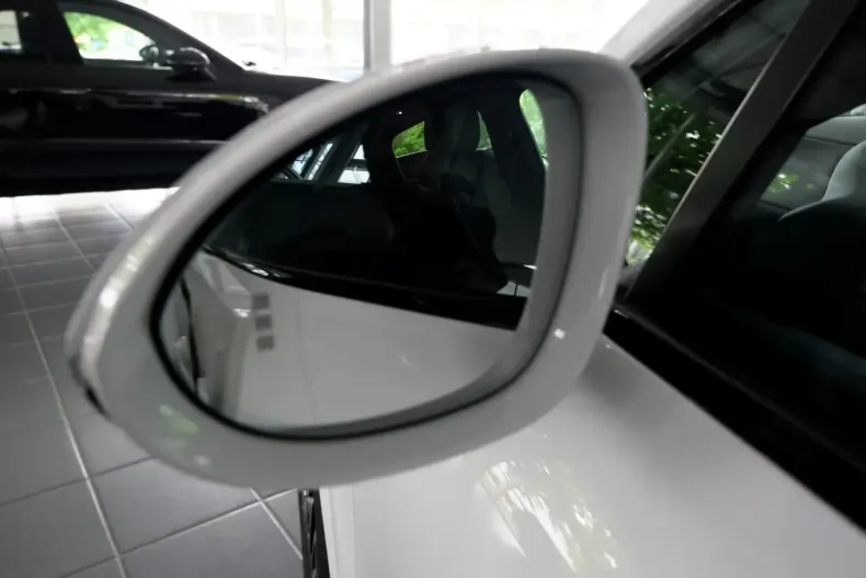 Porsche Cayenne din 2024 cu 9.800 km - oferta POR115073 - foto 11