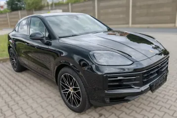 Porsche Cayenne din 2025 - oferta POR115077