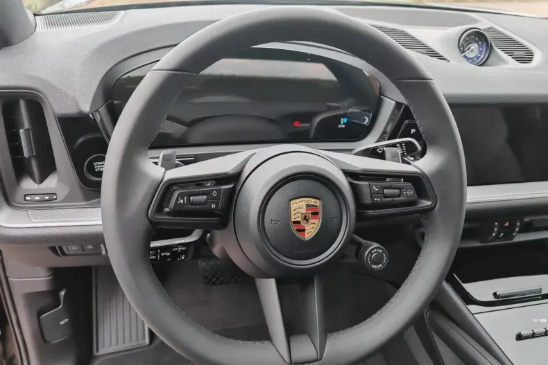 Porsche Cayenne din 2025 cu 50 km - oferta POR115077 - foto 11