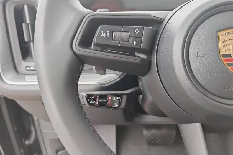 Porsche Cayenne din 2025 cu 50 km - oferta POR115077 - foto 16