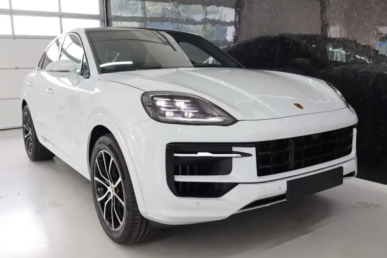 Porsche Cayenne din 2025 cu 20 km - oferta POR115084 - foto 3
