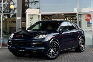 Porsche Cayenne din 2024 - oferta POR115088