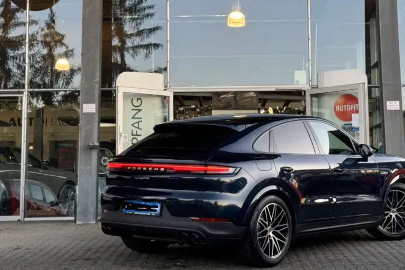 Porsche Cayenne din 2024 cu 5.890 km - oferta POR115088 - foto 2