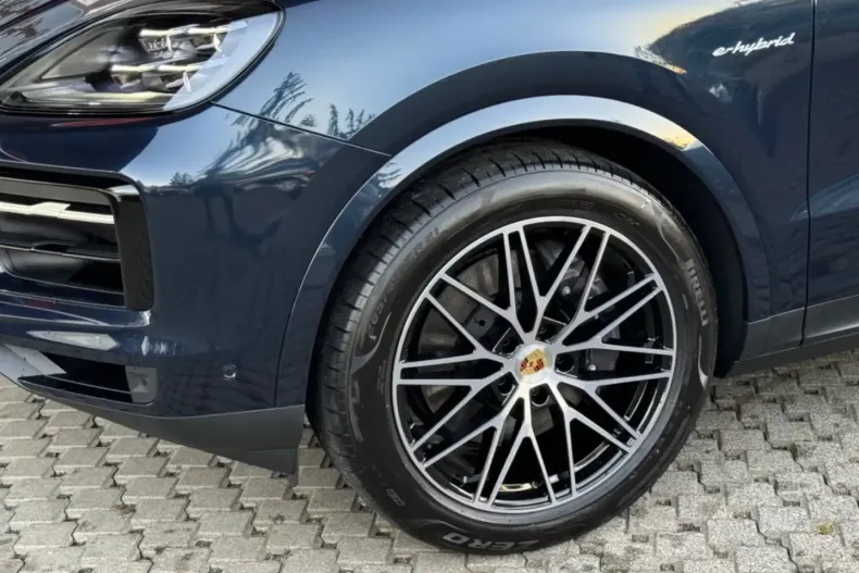 Porsche Cayenne din 2024 cu 5.890 km - oferta POR115088 - foto 4