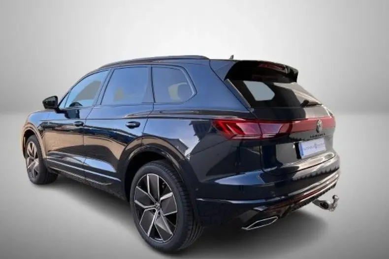 Volkswagen Touareg din 2024 cu 12.900 km - oferta VOL115092 - foto 8