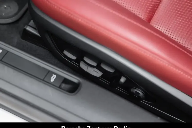 Porsche 992 din 2023 cu 23.749 km - oferta POR115096 - foto 17