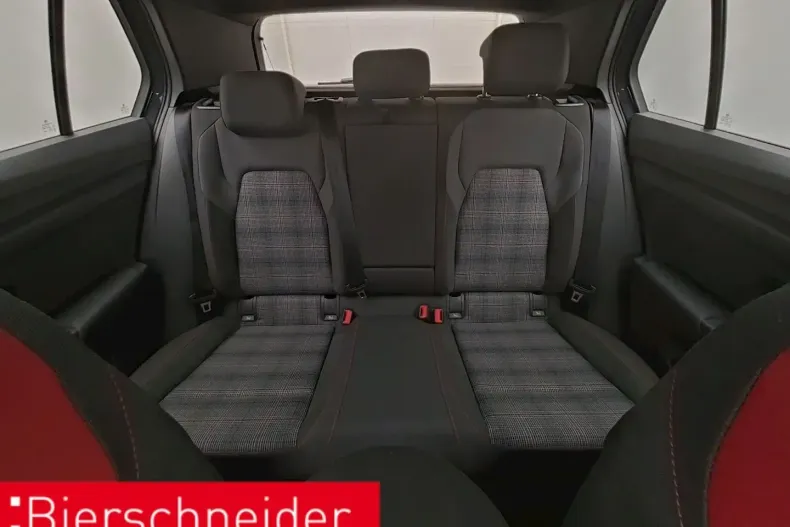 Volkswagen Golf din 2024 cu 19.390 km - oferta VOL115104 - foto 13