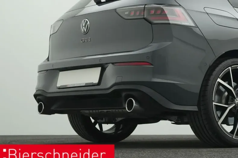 Volkswagen Golf din 2024 cu 19.390 km - oferta VOL115104 - foto 18