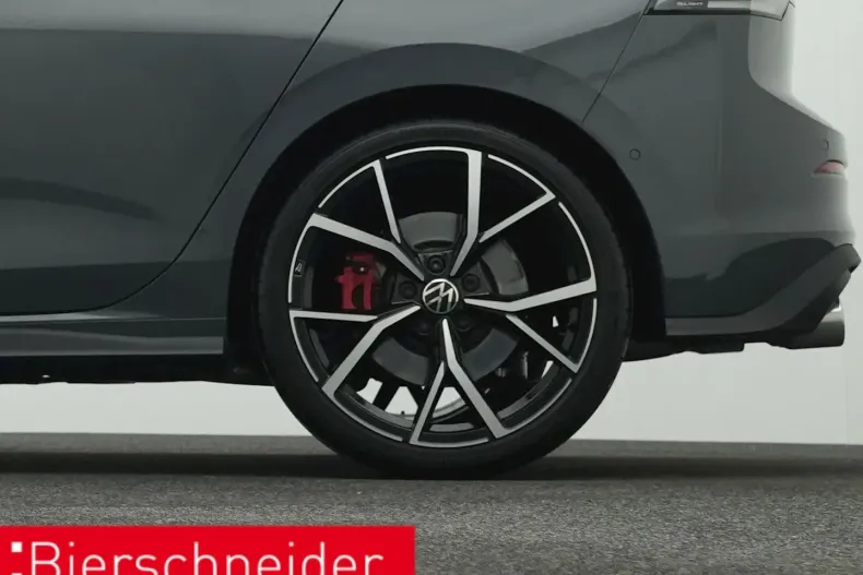 Volkswagen Golf din 2024 cu 19.390 km - oferta VOL115104 - foto 20