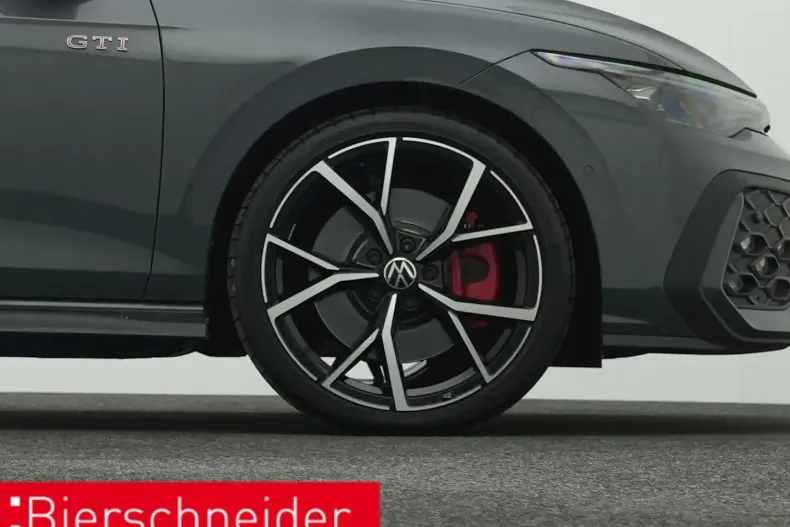 Volkswagen Golf din 2024 cu 19.390 km - oferta VOL115104 - foto 22