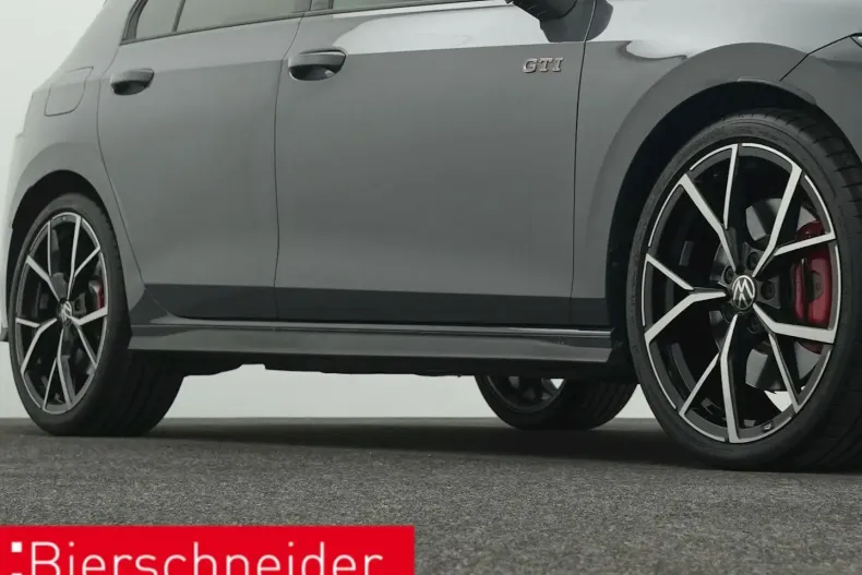 Volkswagen Golf din 2024 cu 19.390 km - oferta VOL115104 - foto 26