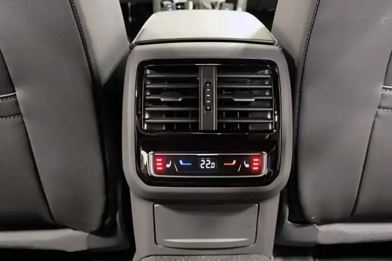 Volkswagen Arteon din 2023 cu 17.300 km - oferta VOL115107 - foto 11