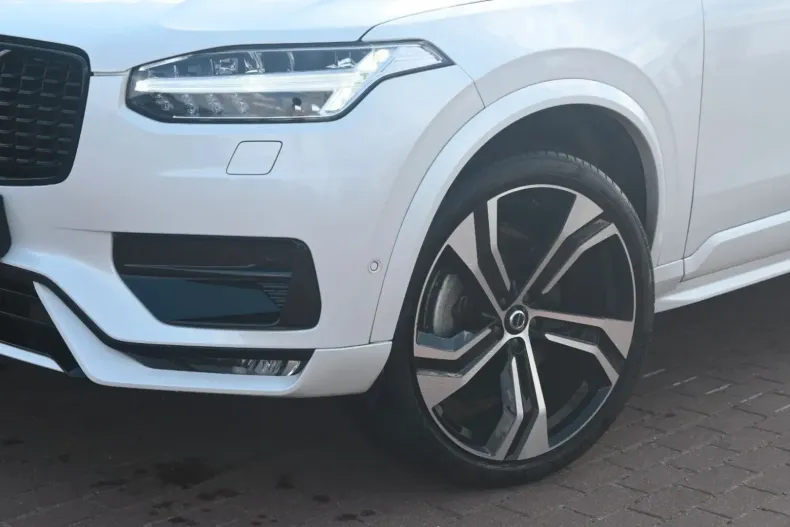 Volvo XC90 din 2023 cu 24.417 km - oferta VOL115115 - foto 2