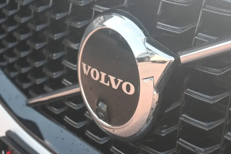 Volvo XC90 din 2023 cu 24.417 km - oferta VOL115115 - foto 11