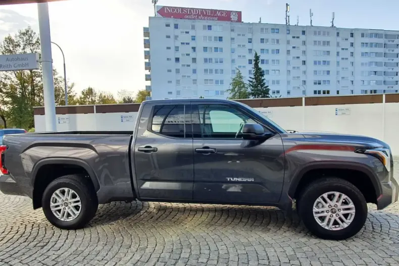 Toyota Tundra din 2023 cu 10.527 km - oferta TOY115119 - foto 6