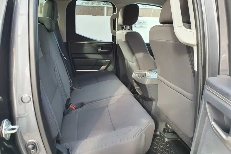 Toyota Tundra din 2023 cu 10.527 km - oferta TOY115119 - foto 11