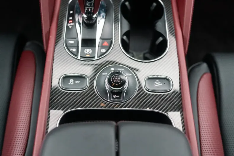 Bentley Bentayga din 2023 cu 7.500 km - oferta BEN115130 - foto 20