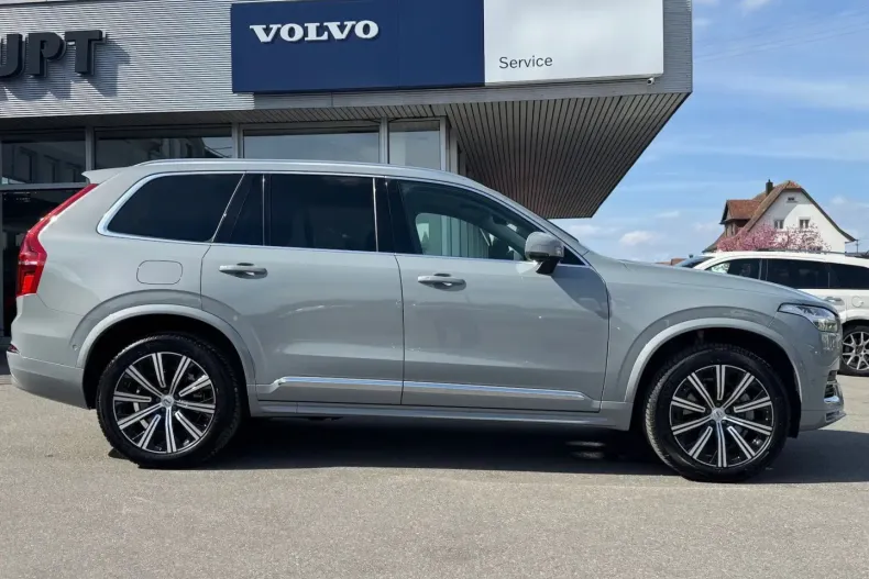 Volvo XC90 din 2023 cu 19.000 km - oferta VOL115135 - foto 3