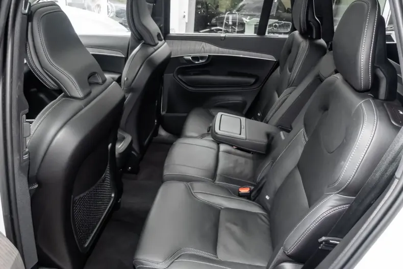 Volvo XC90 din 2023 cu 21.721 km - oferta VOL115142 - foto 13