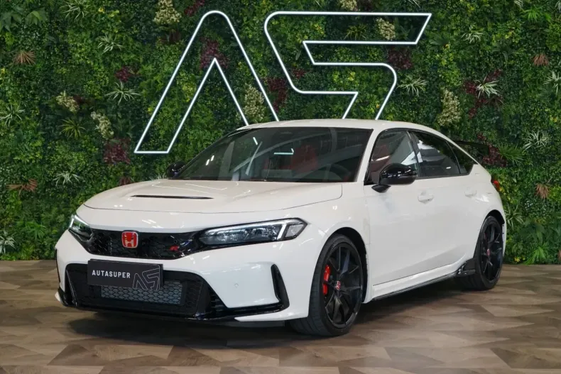 Honda Civic din 2023 cu 3.736 km - oferta HON115144 - foto 4